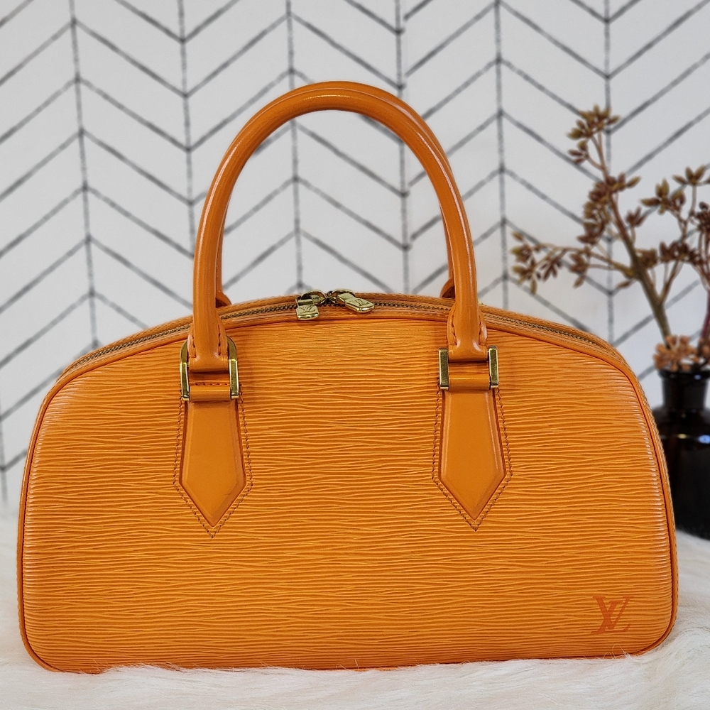 TH0033 Authentic Louis Vuitton Epi Jasmin Handbag